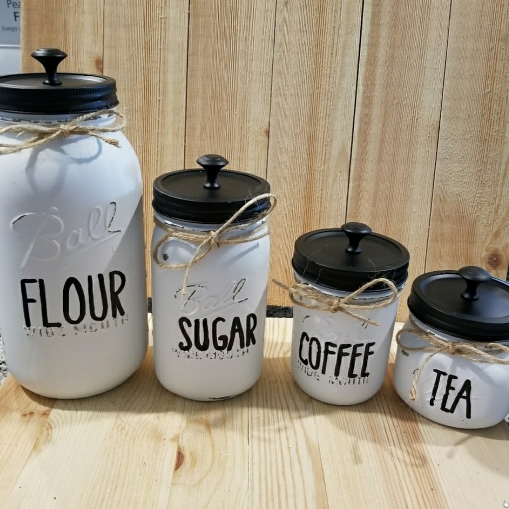 New Farmhouse Kitchen Mason Jar Decor